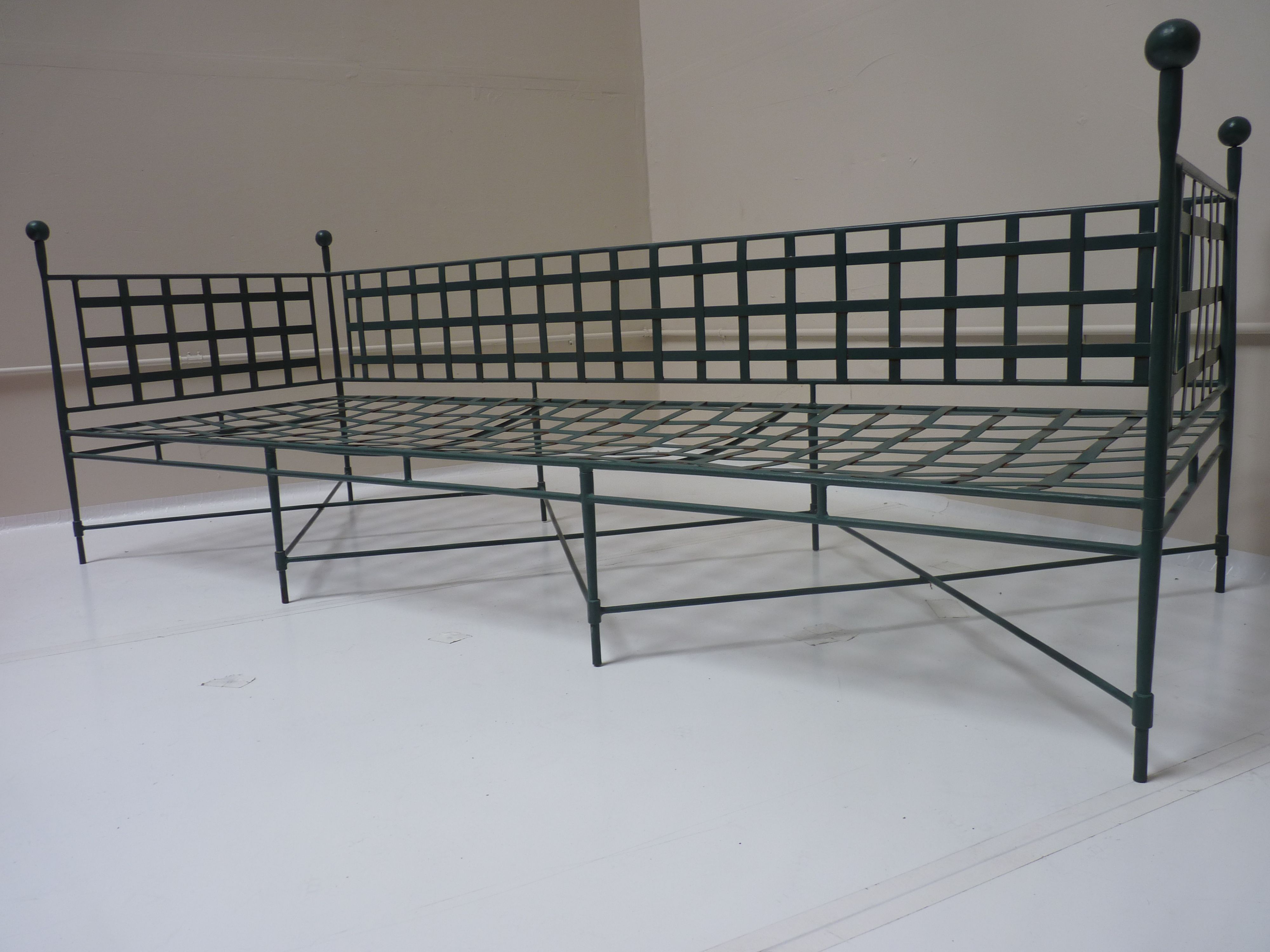 Iron Daybed or Sofa by Papperzini for Salterini
