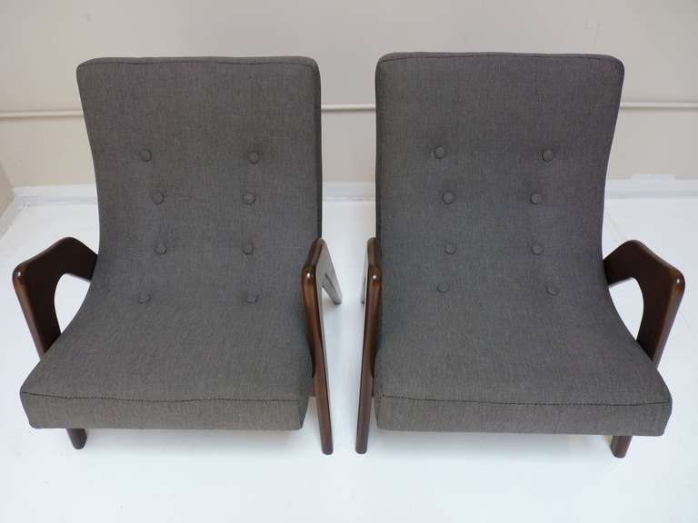 Pair of Lounge Chairs by Adrian Pearsall for Craft Associates In Excellent Condition In San Diego, CA