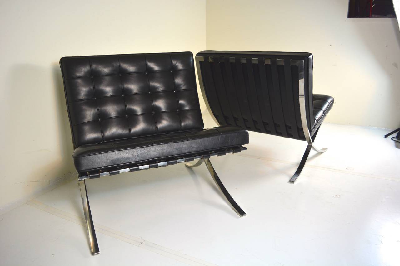 Fourteen Signed Barcelona Chairs by Ludwig Mies van der Rohe for Knoll 4