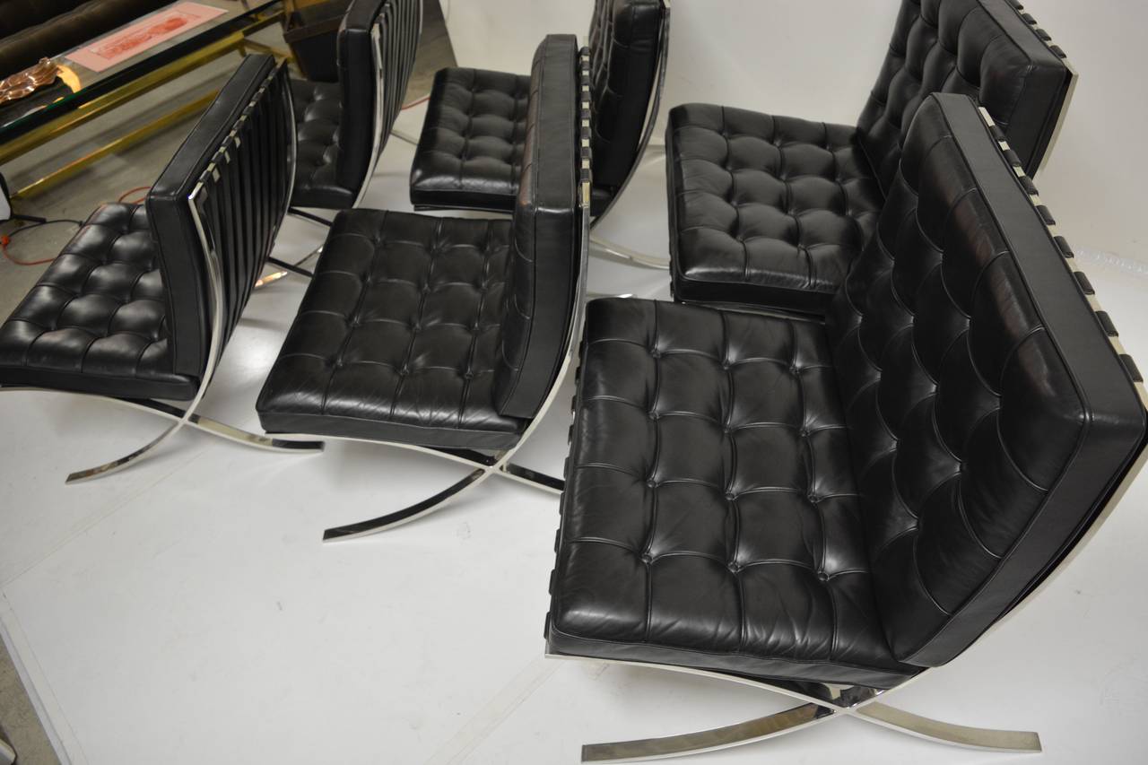 Fourteen Signed Barcelona Chairs by Ludwig Mies van der Rohe for Knoll In Good Condition In San Diego, CA