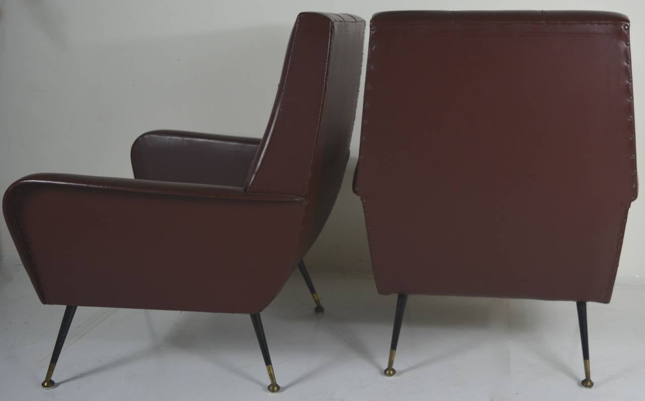 Pair of Masculine Italian Armchairs, circa 1960s For Sale 2