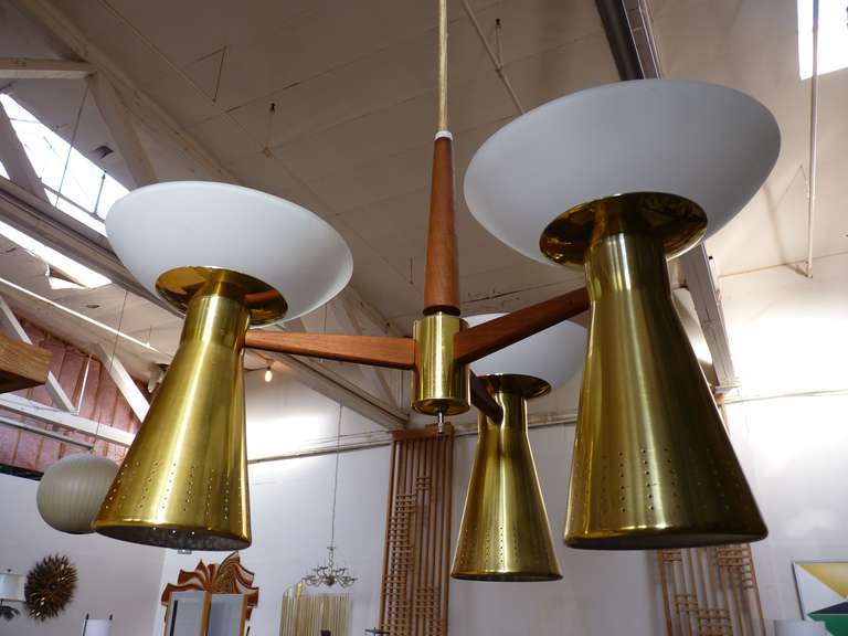 Pair of Adjustable Height Chandeliers by Lightolier In Excellent Condition In San Diego, CA