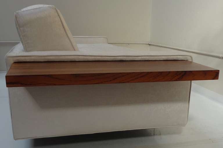 Vladimir Kagan Sofa with Floating Rosewood Tables and Lucite Legs In Excellent Condition In San Diego, CA
