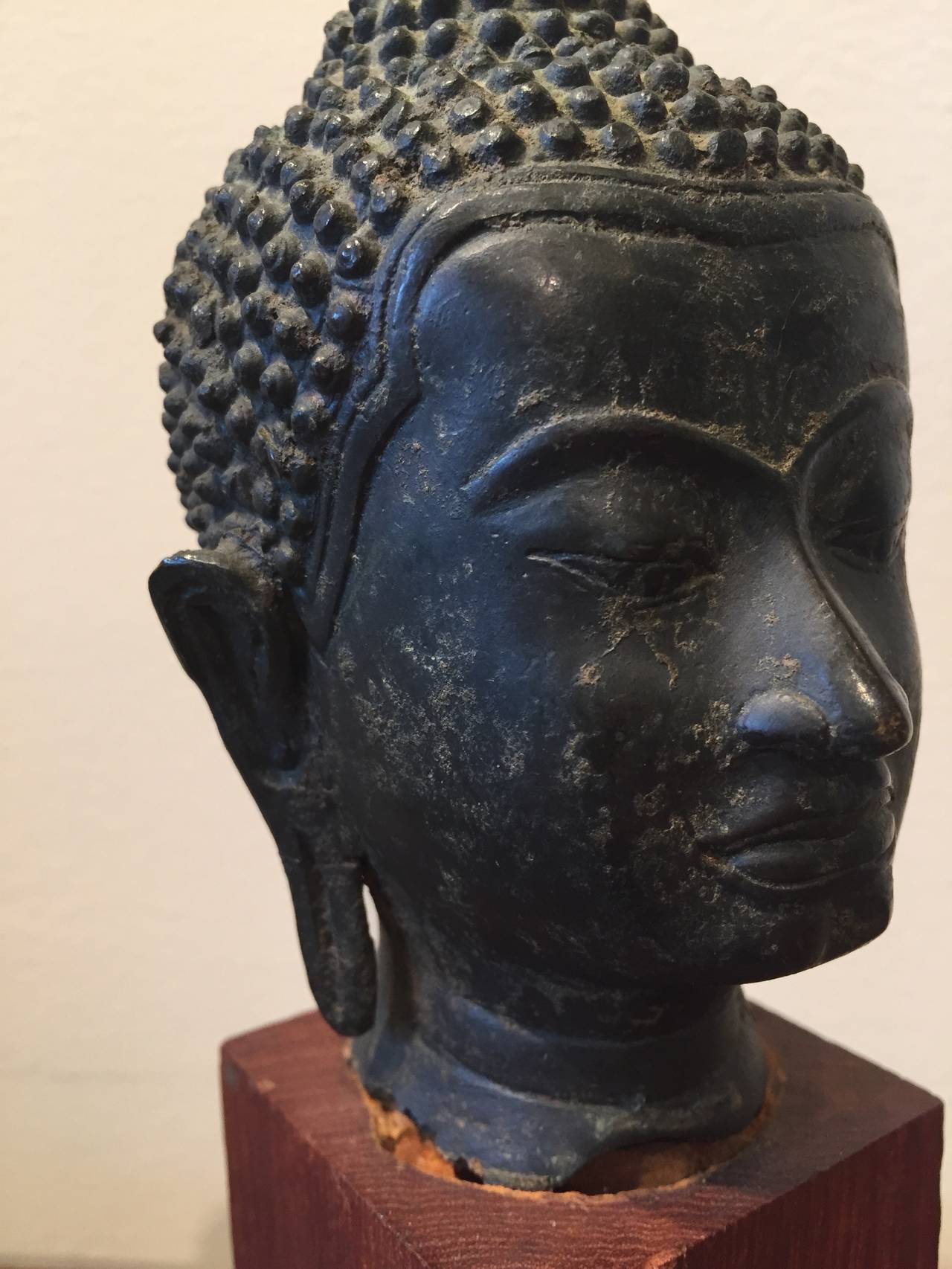 Small Bronze Buddha Head In Good Condition In New York, NY