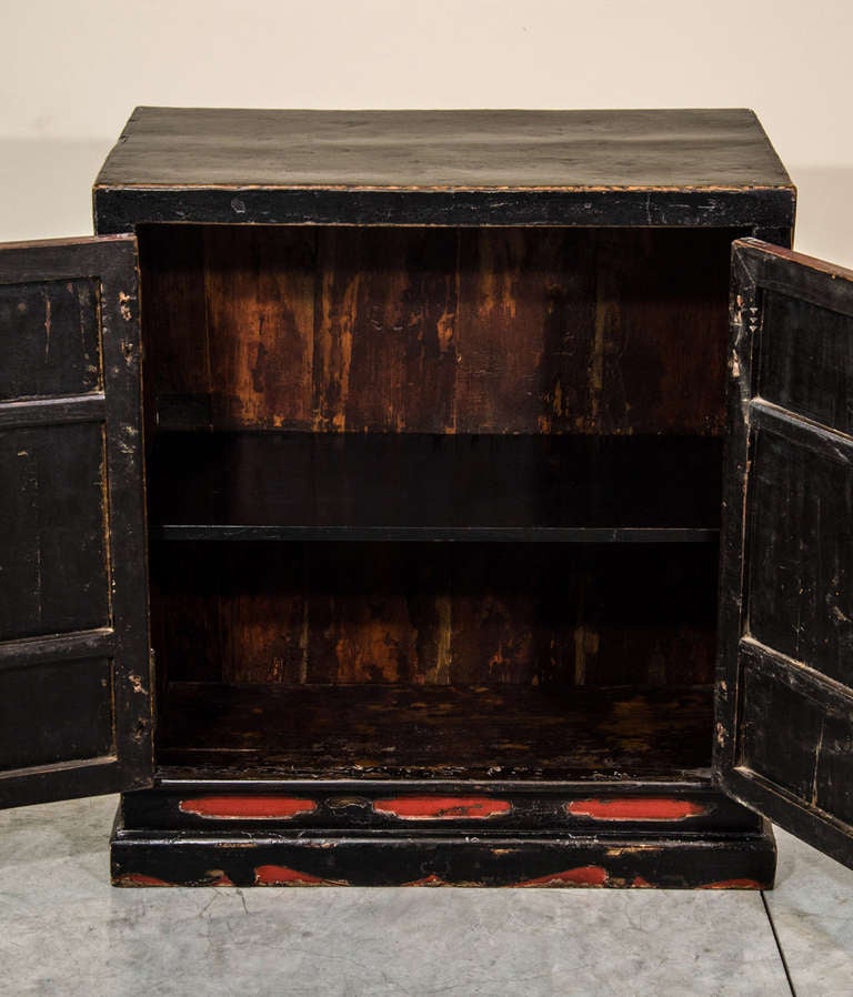 19th Century Lacquered Book Chest 2