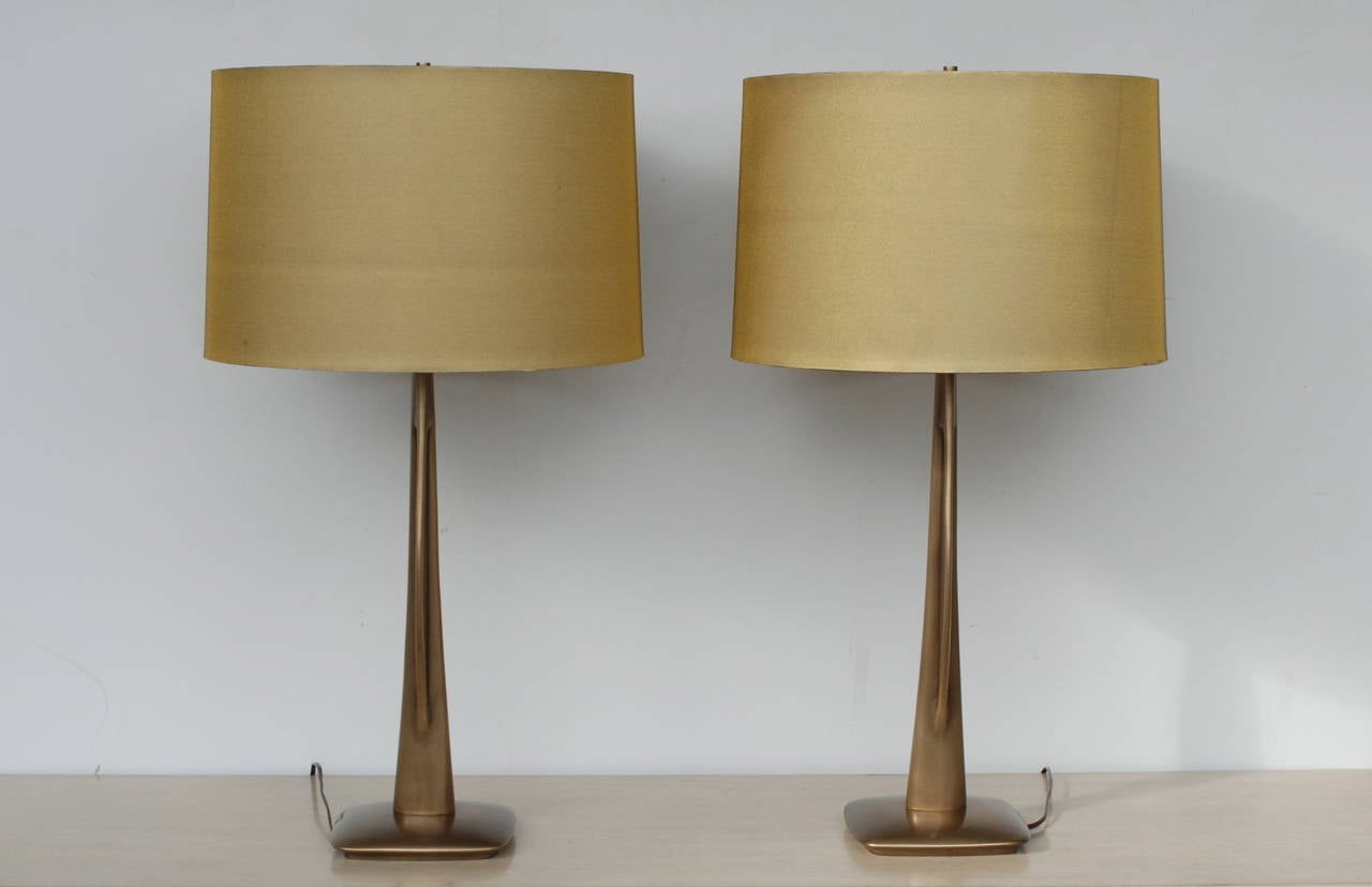 Mid-Century Modern Pair of Laurel Table Lamps in Burnished Brass