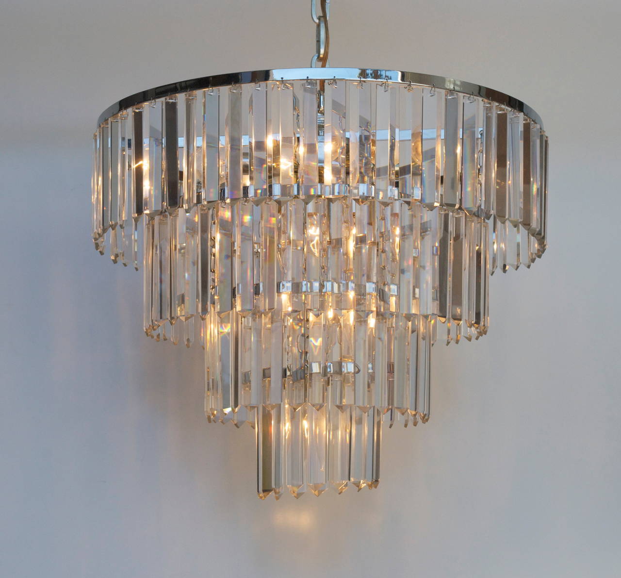 Midcentury Four-Tier Chandelier In Good Condition For Sale In Palm Springs, CA