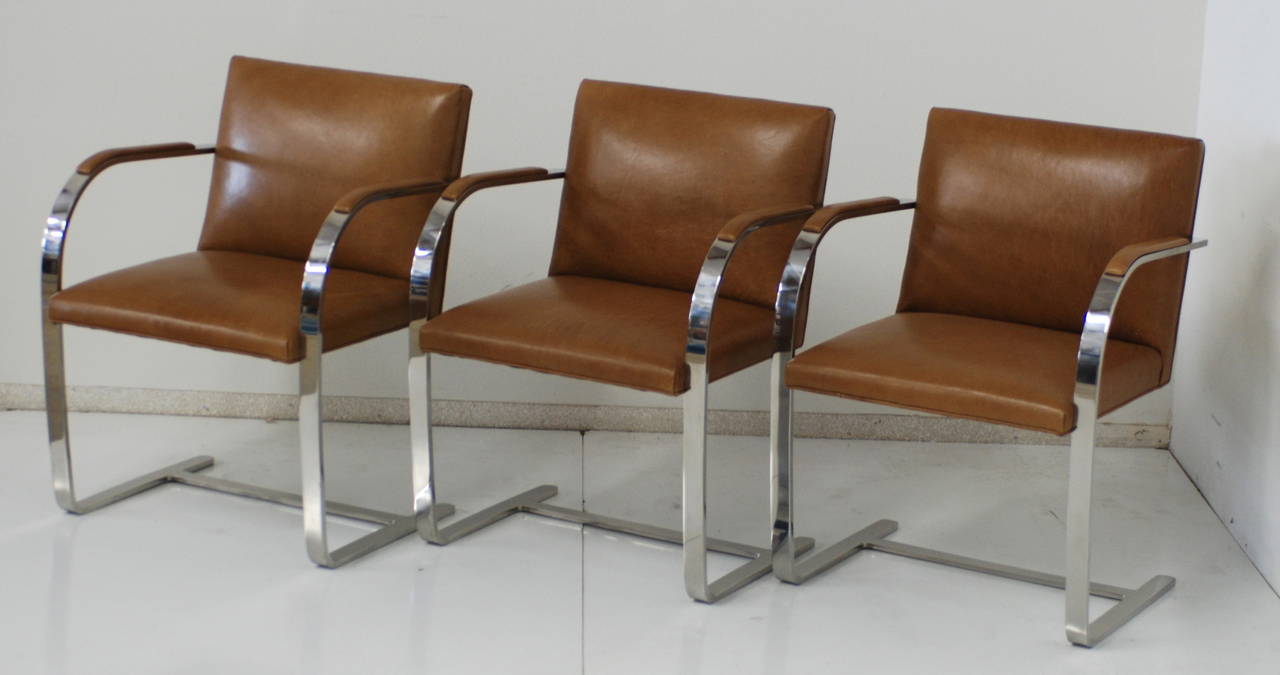 Late 20th Century Set of Six Classic Flat Bar Ludwig Mies van der Rohe Brno Chairs by Knoll