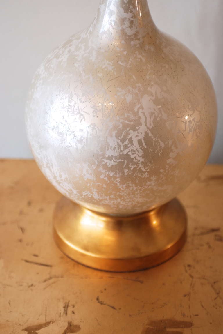 Mid-20th Century Pair of White and Gold Crackle Glass Table Lamps