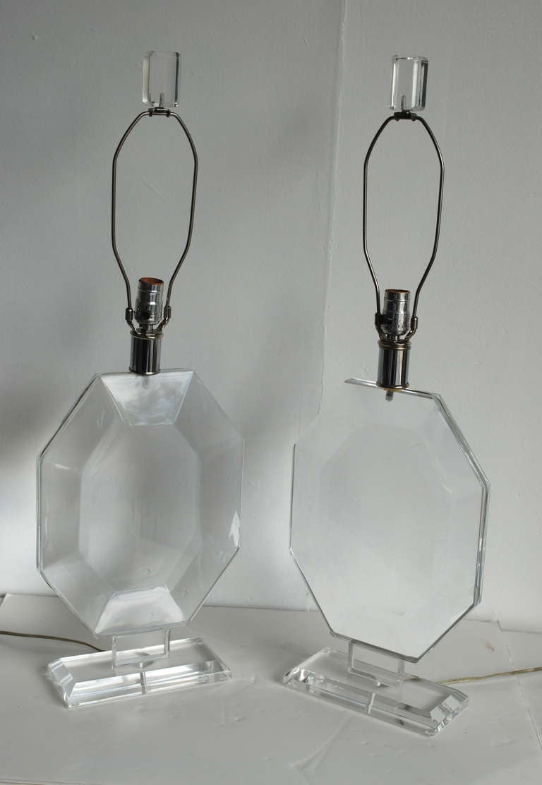 Pair Of Lucite Lamps In The Style Of Karl Springer 3