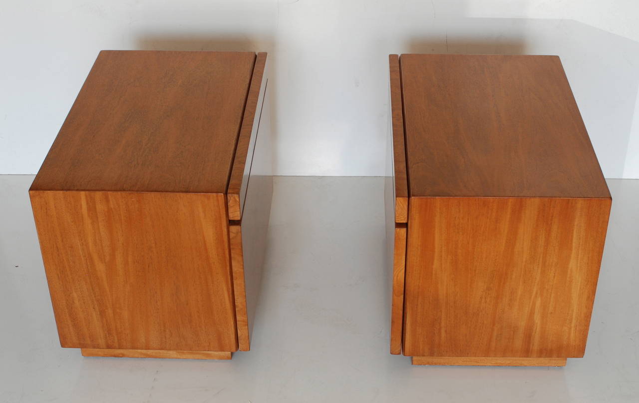 Pair of Milo Baughman for Lane Olive Burl Nightstands 1