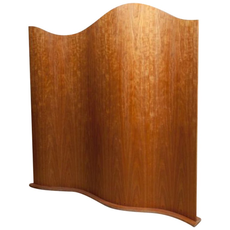 Modernist Screen made of Planetree Wood, circa 1930 For Sale
