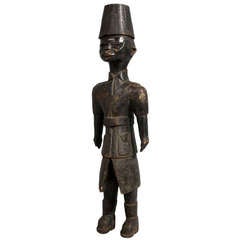 Carved British East African Colonial Soldier