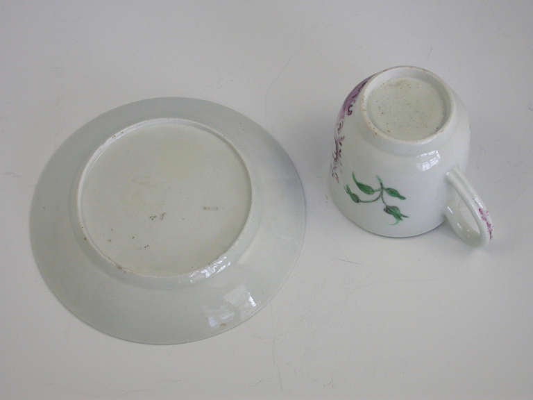 Rare Early Worcester Peacock Coffee Cup and Saucer In Excellent Condition In Sittingbourne, Kent