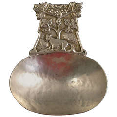 20th Century Aesops Fable 'Fox & Grapes' Caddy Spoon