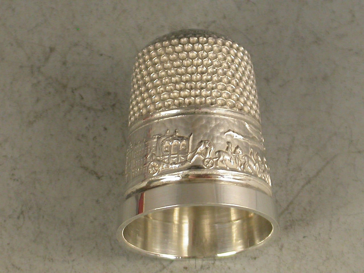 20th Century George V Cased Silver and Gold Commemorative Coronation Thimble