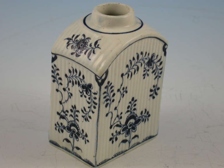 18th Century and Earlier Rare Lowestoft Rectangular Tea Canister