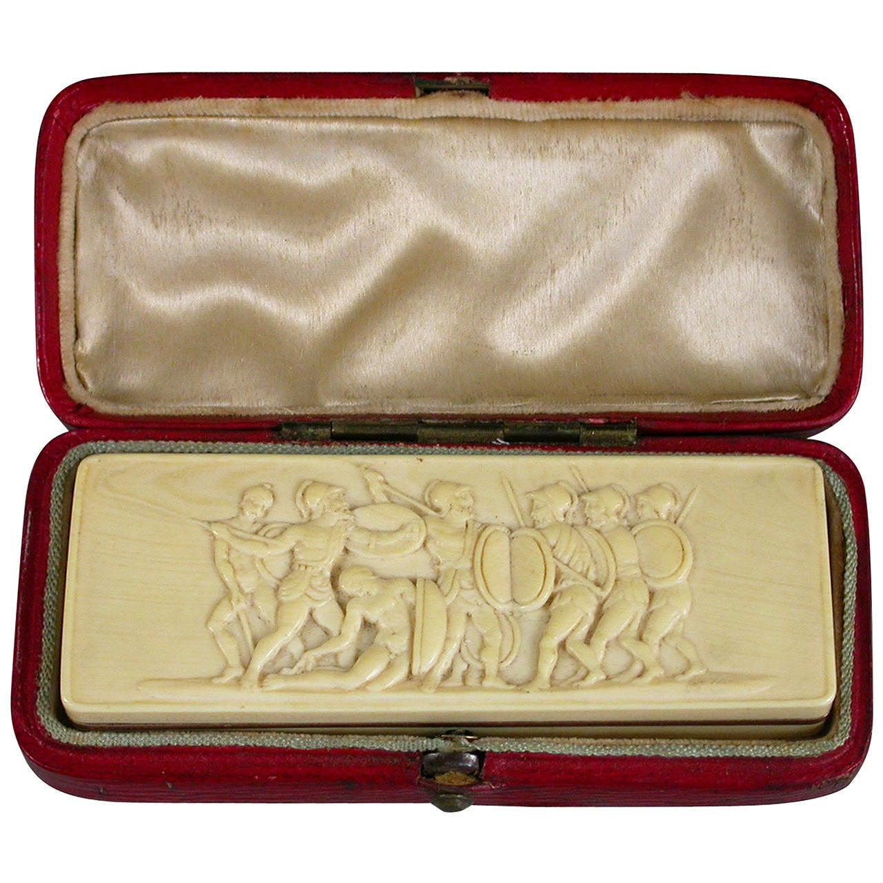 18th Century Ivory and Gold Toothpick Case with Greek Battle Scene For Sale