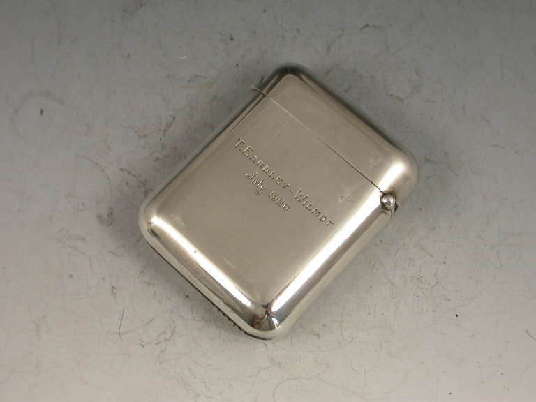 Early 20th Century Edward Prince of Wales Royal Presentation Silver Vesta Case In Good Condition In Sittingbourne, Kent