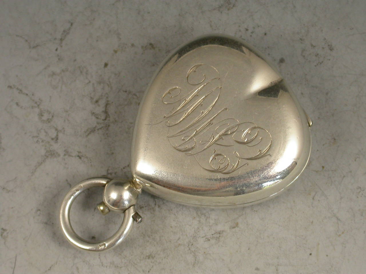 Edwardian Antique Silver Heart Shaped Sovereign Case