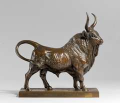 A striking bronze of a bull entitled 'Taureau Vainqueur'