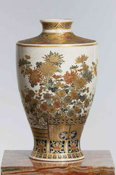 A large Satsuma 'Imperial' palette vase