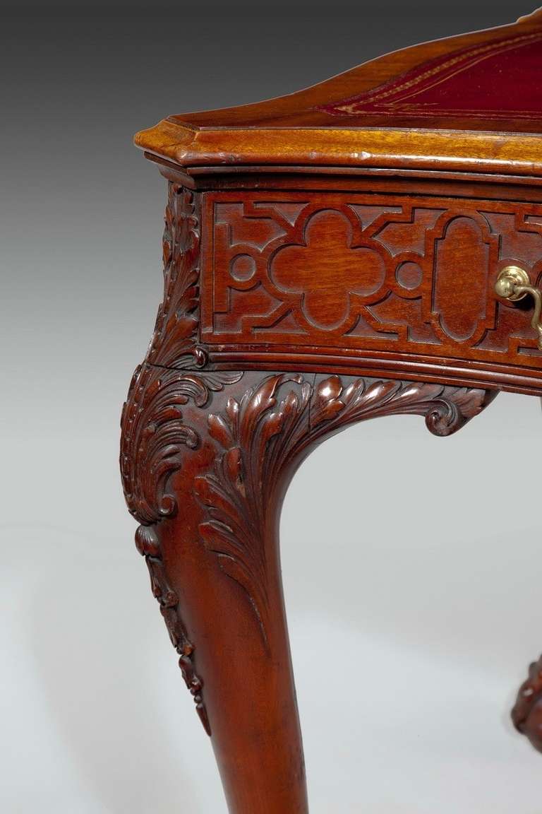 Victorian Mahogany Library Table by Wright and Mansfield In Good Condition In Lymington, Hampshire