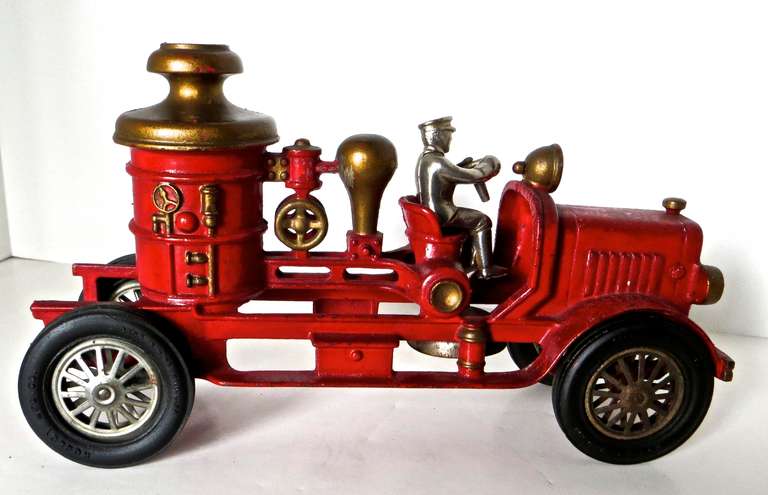 hubley cast iron fire truck