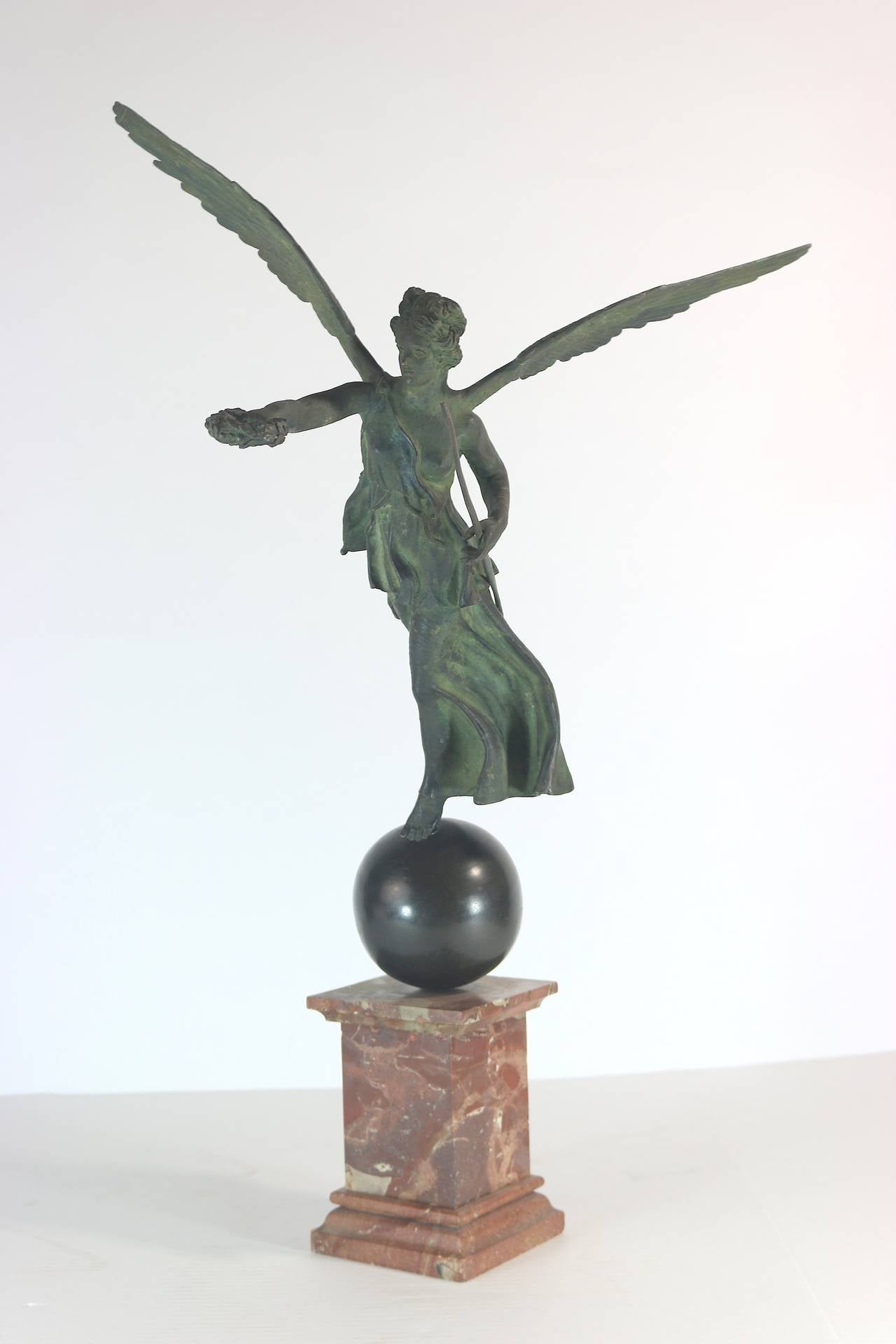 Archaistic Monumental Bronze Winged Victory with Provenance  19th century In Good Condition For Sale In West Palm Beach, FL