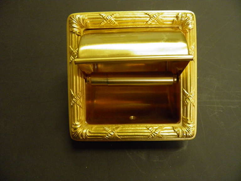 gold plated toilet roll holder