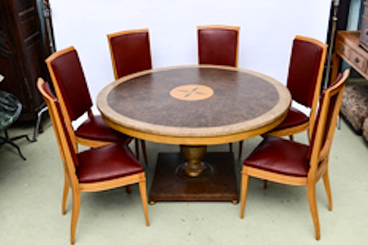 European Neoclassic Large Dramatic Circular Dining Table For Sale