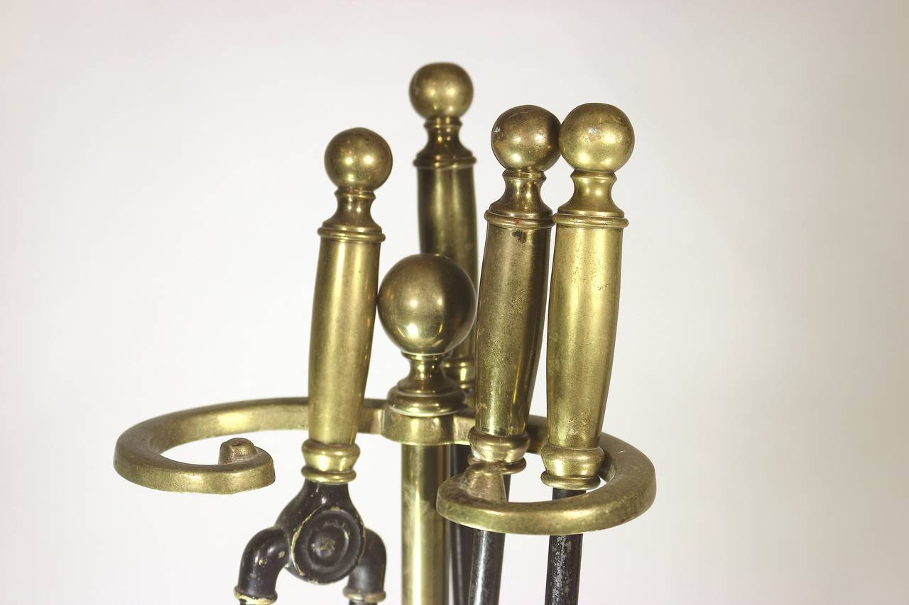 American Classical Set of American Brass and Steel Ball-Top Fire Tools on Stand, 19th Century For Sale