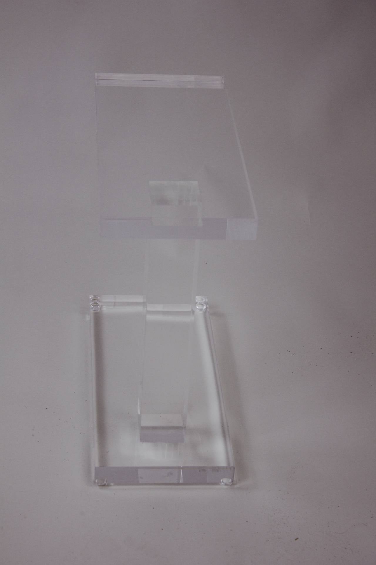 1970 Pair of Lucite Acrylic Side Tables in the Manner of  Hollis Jones For Sale 2