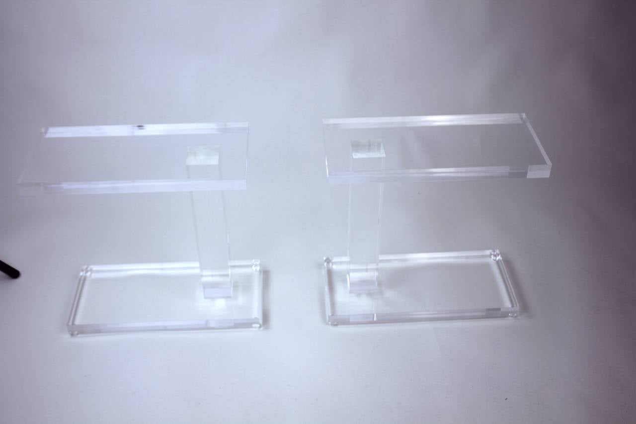 1970 Pair of Lucite Acrylic Side Tables in the Manner of  Hollis Jones In Good Condition For Sale In West Palm Beach, FL