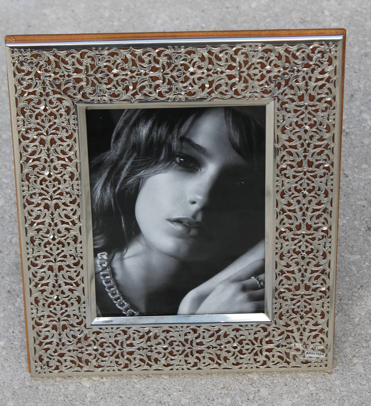 Modern Exquisite Sterling Filigree and Lambskin Textured Leather Photo Frame