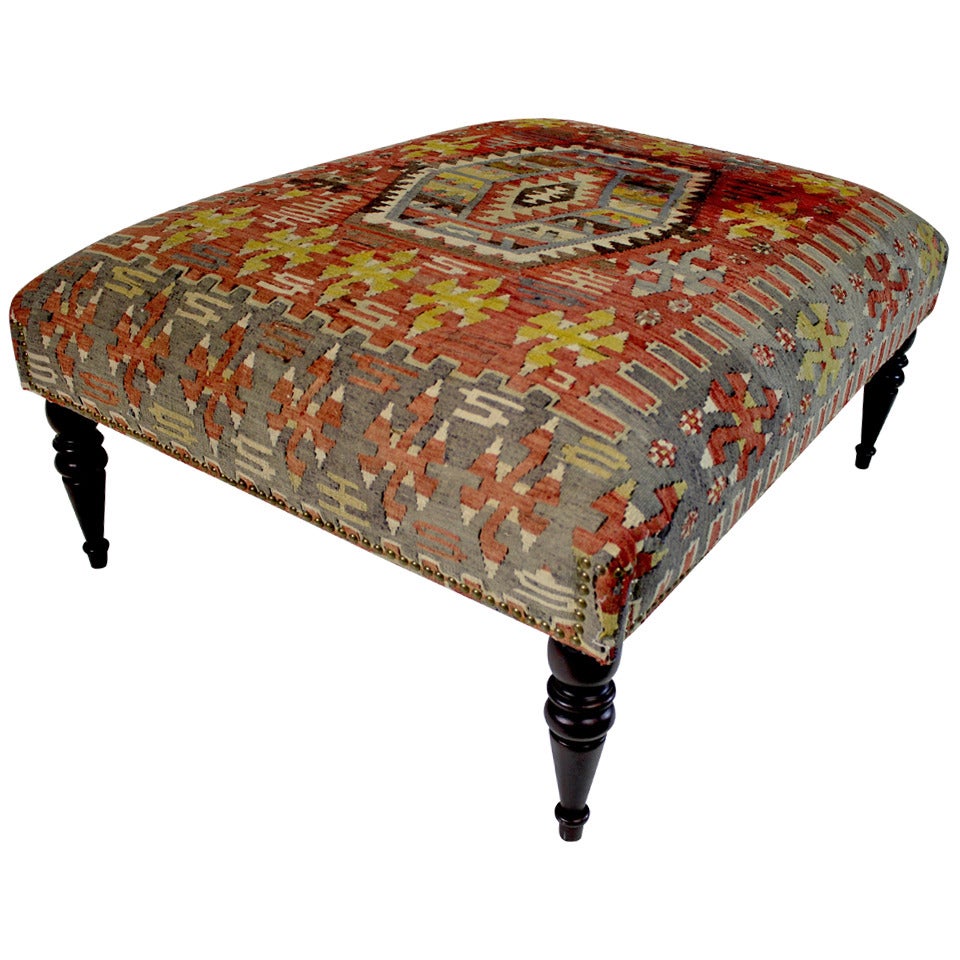 Chic Antique 19th Century Kilim Covered Ottoman Bench For Sale