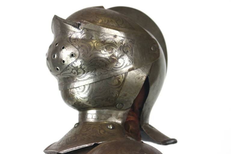 19th Century Pair of Miniature Armor Maquettes in Medieval Renaissance Style For Sale 3