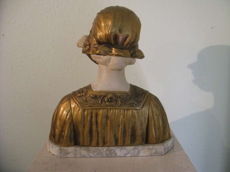 Dutch Queen Wilhelmina Marble Gilt Bronze Signed- Historic Sculpture circa 1890 For Sale 4