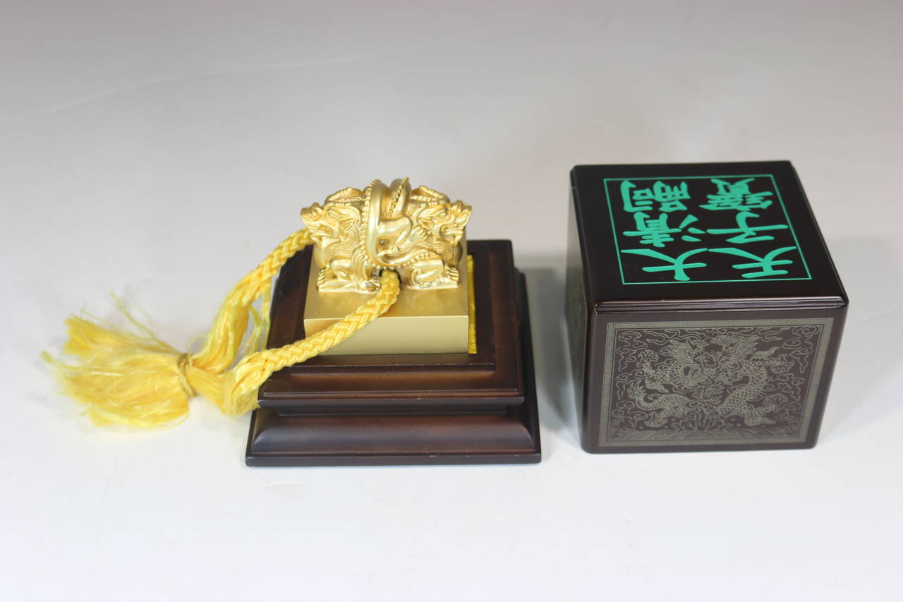 Chinese Export Vintage Chinese Gold Plated Seal in Beautiful Presentational Silk Lined Red Box For Sale
