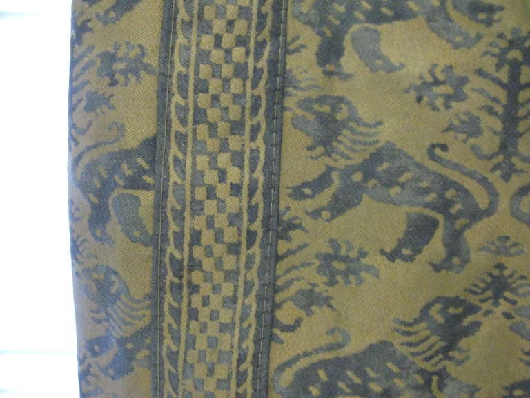 Fortuny 'Richelieu' Gold Metallic Ground Blue Lions Draperies with Provenance In Good Condition For Sale In West Palm Beach, FL