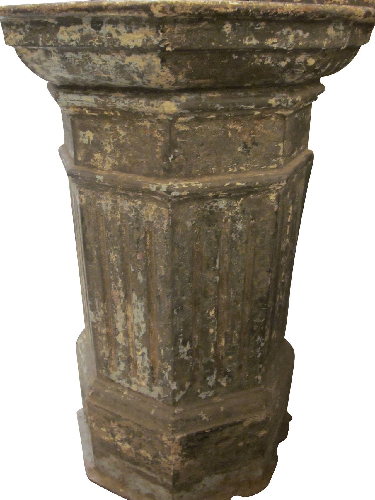 Early 1900s Victorian Cast Iron Antique Standing Wishing Well In Excellent Condition In New York, NY