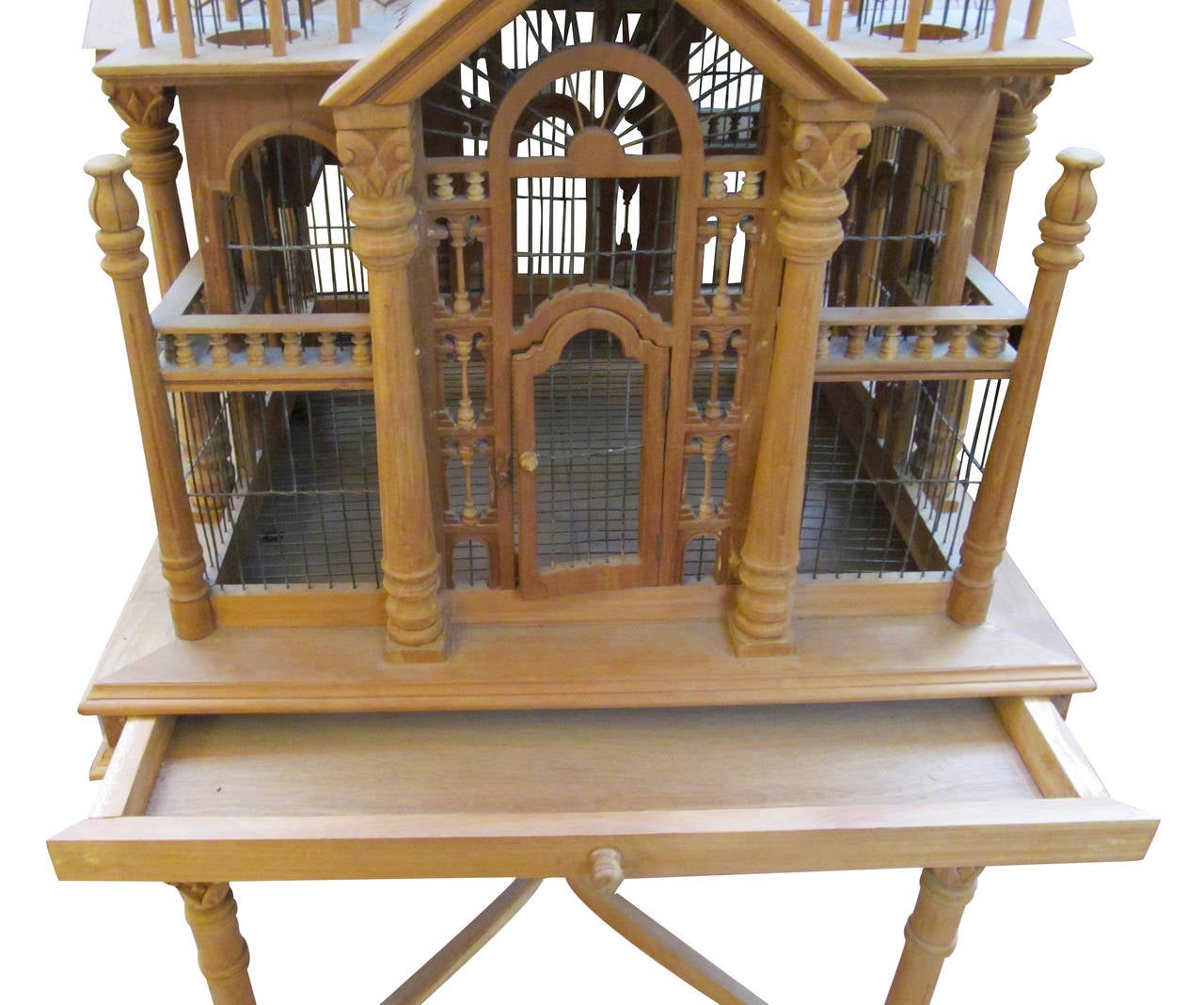 1980s Handmade Wooden Birdhouse with Five Finials and Table In Excellent Condition In New York, NY