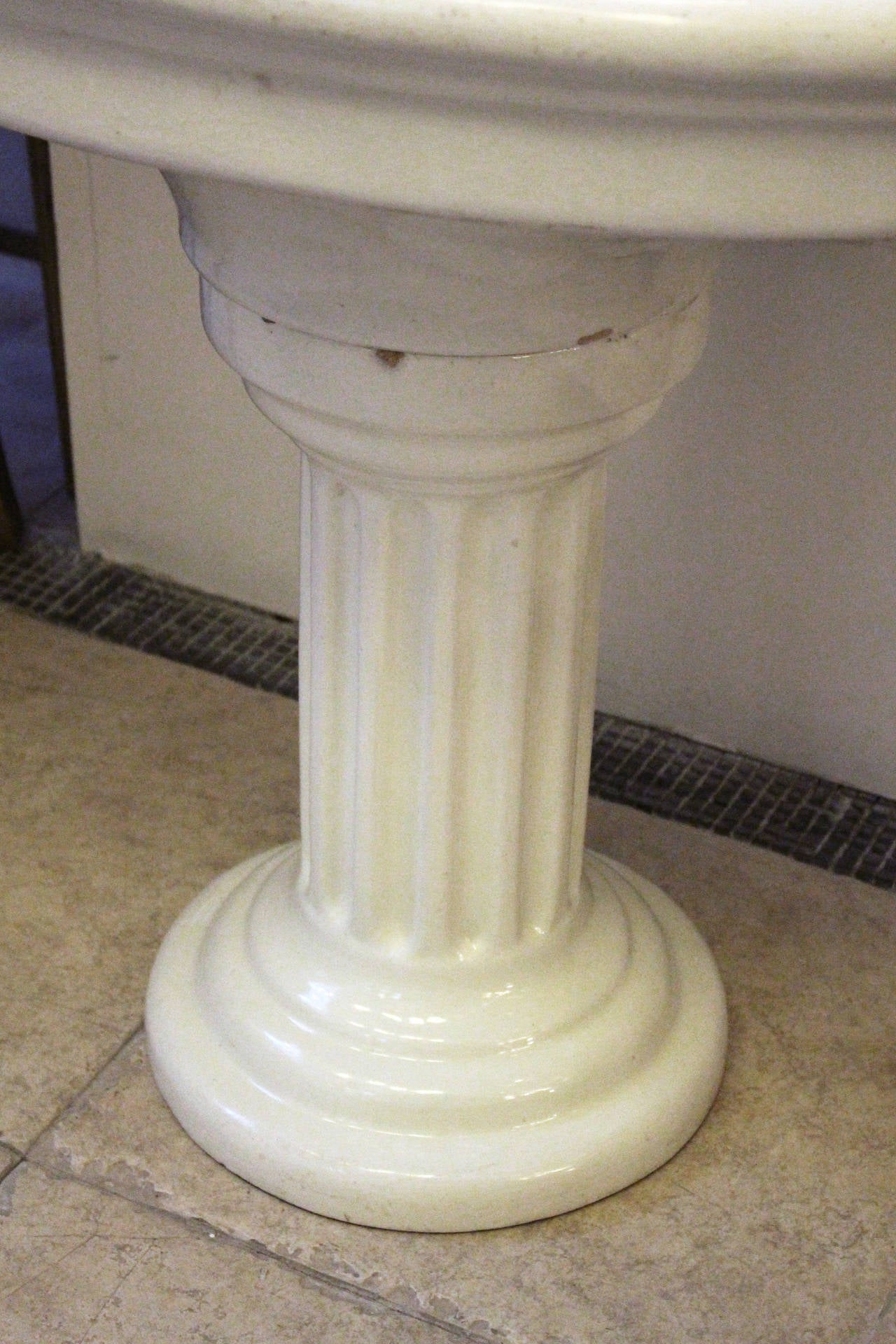 1890s English Doulton and Co. Sanitary Pedestal Sink 1