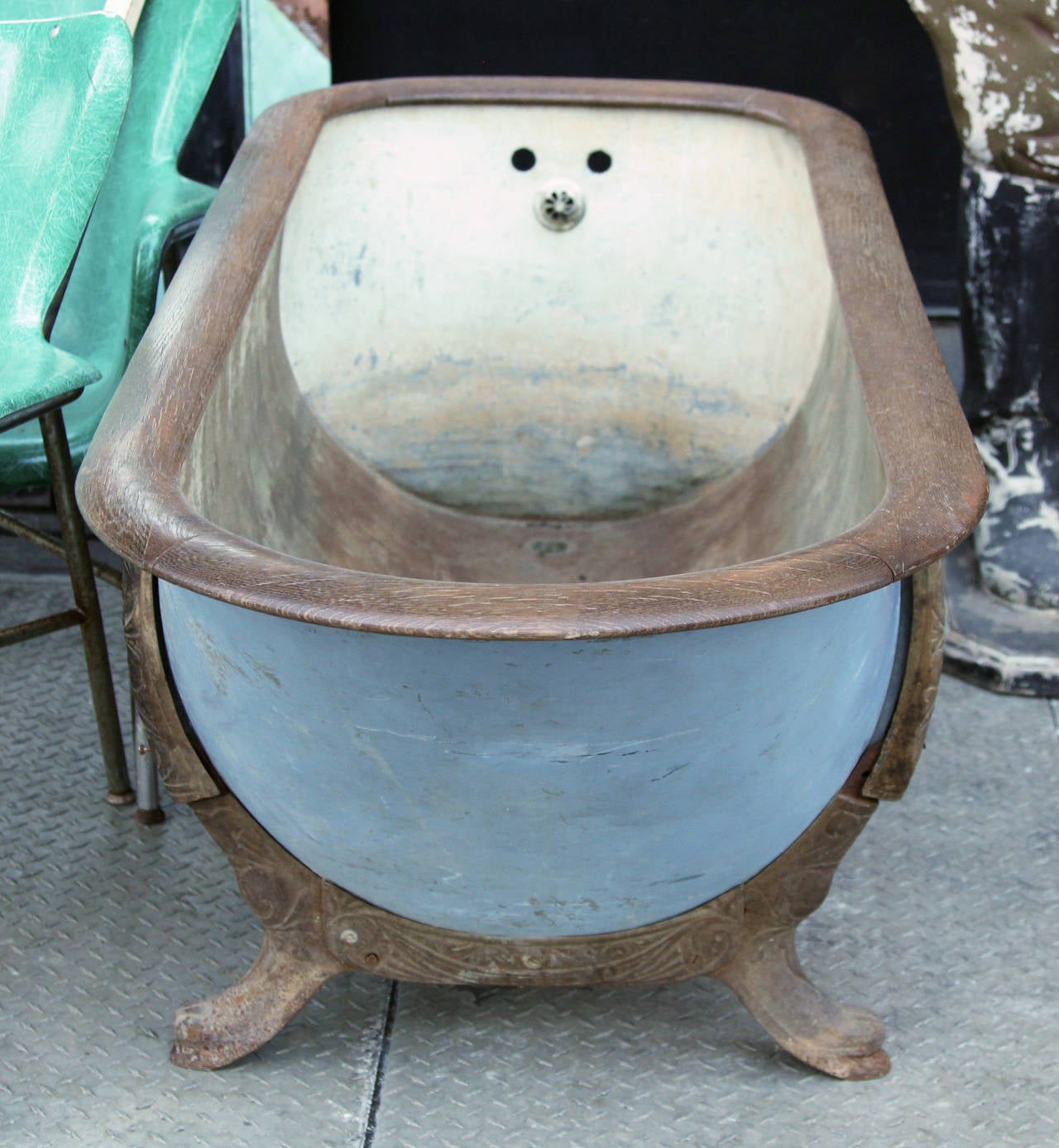 1800s bathtub