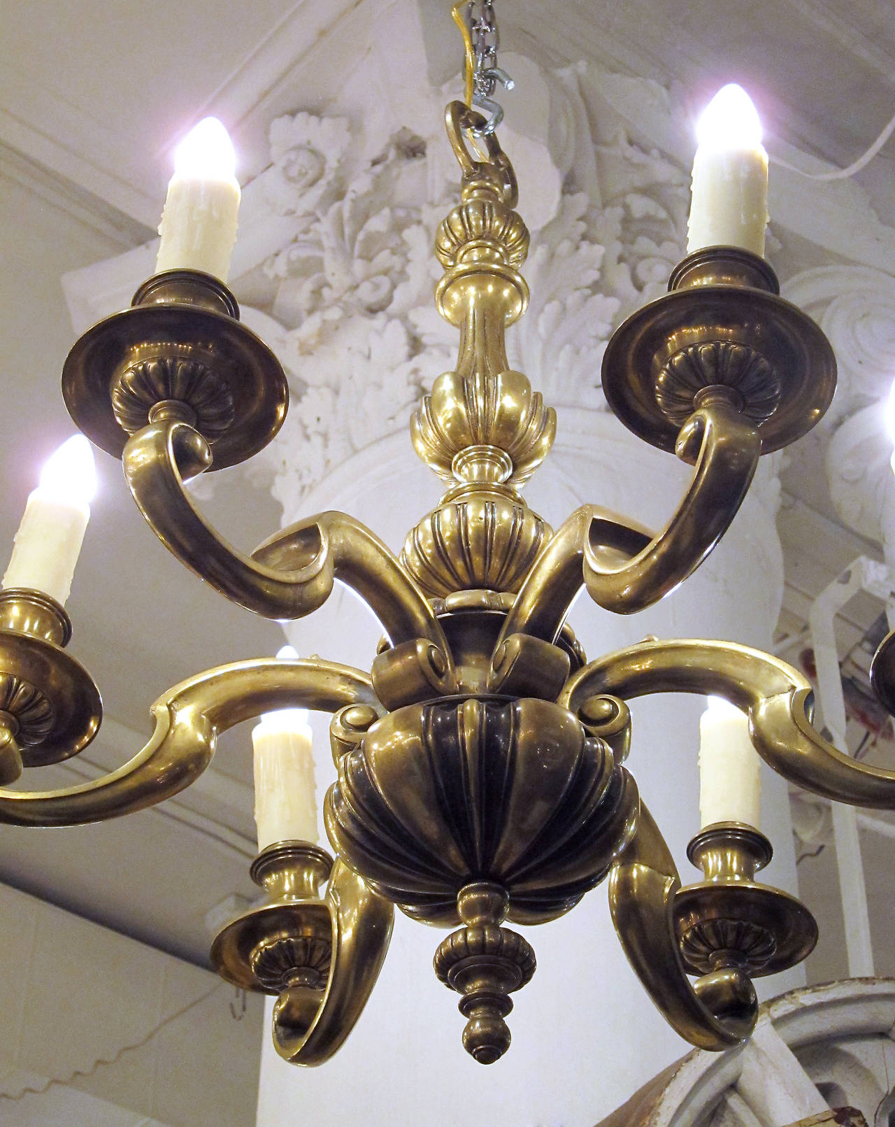 1920s English Bronze Georgian Style Six-Light Chandelier In Excellent Condition In New York, NY