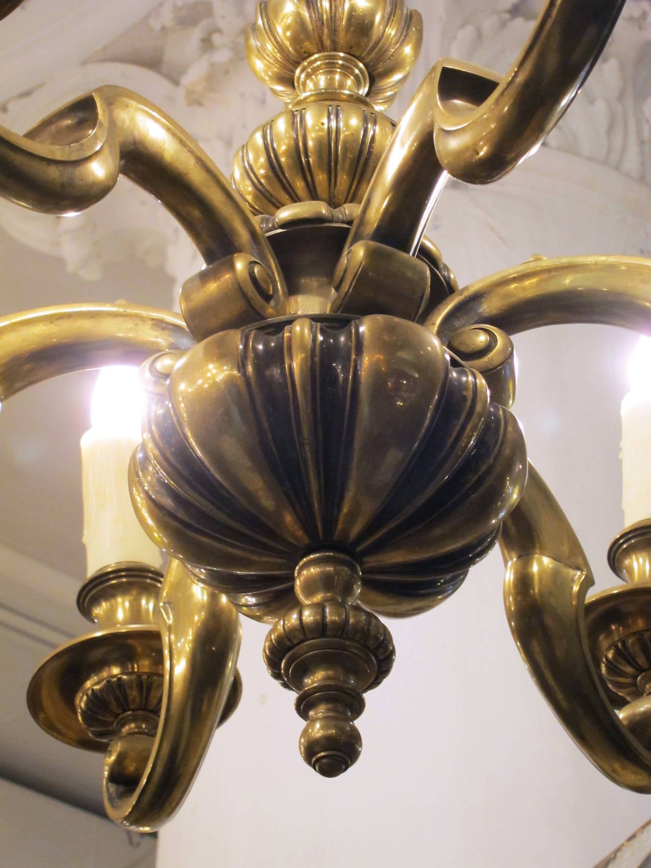 Early 20th Century 1920s English Bronze Georgian Style Six-Light Chandelier