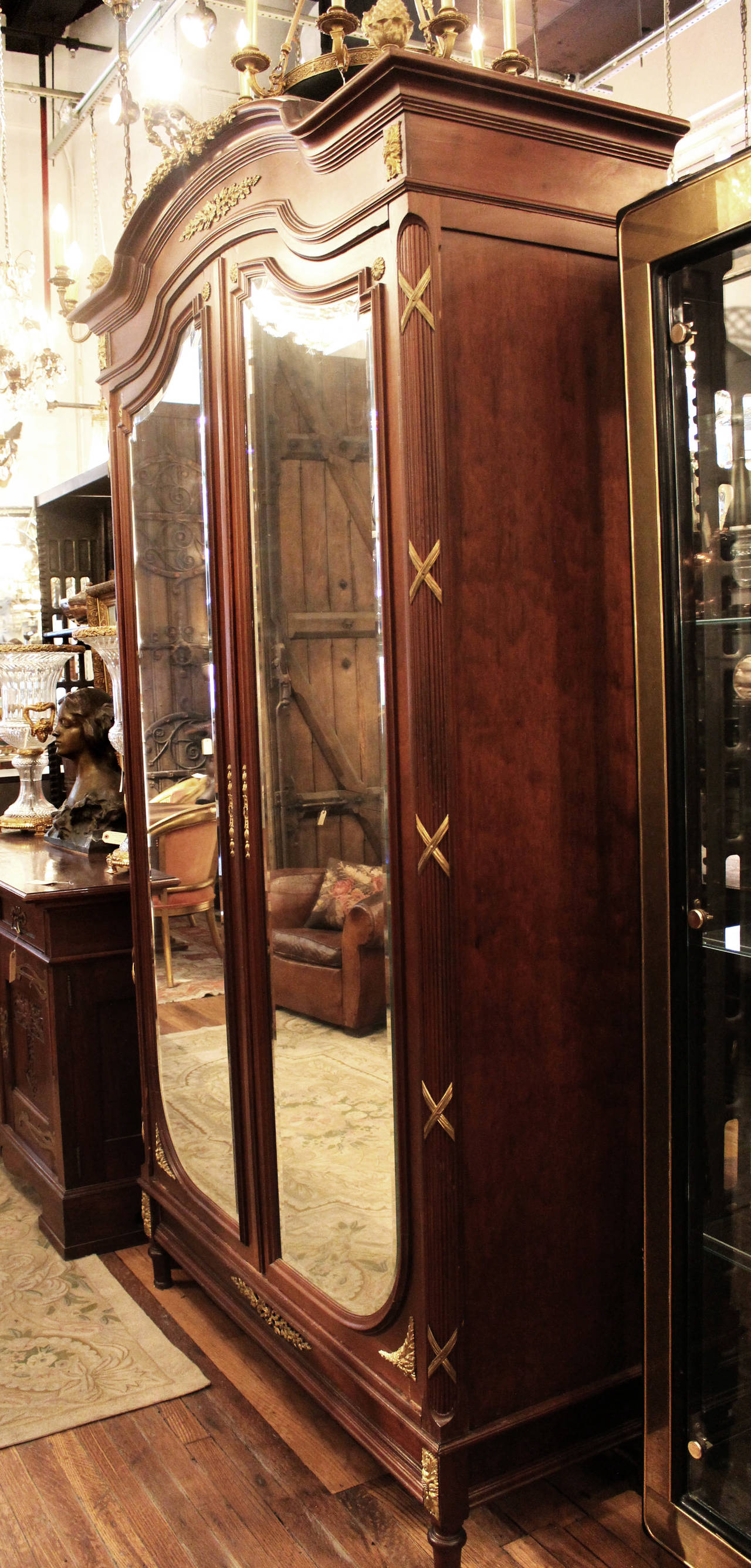1890s French Empire Mahogany and Gilded Bronze Armoire with Mirrored Doors 5