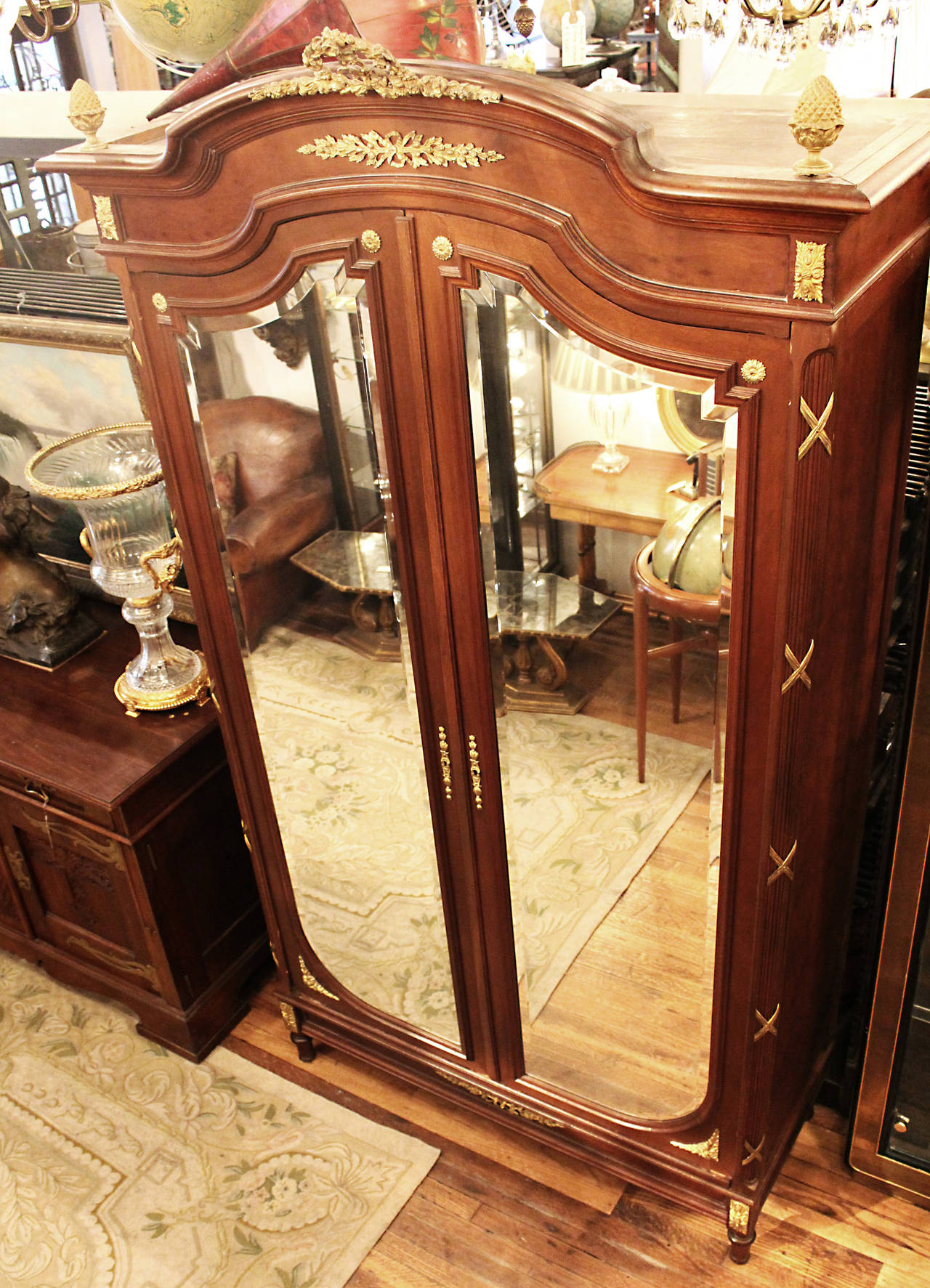 1890s French Empire Mahogany and Gilded Bronze Armoire with Mirrored Doors 6