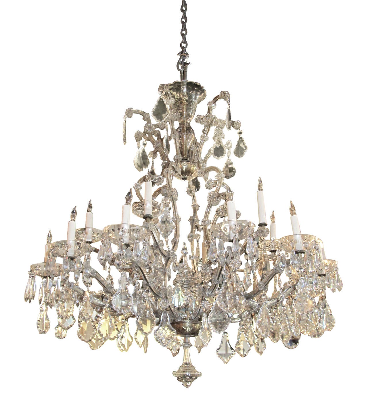1920s Large-Scale Two-Tier Marie Therese Eighteen-Light Crystal Chandelier 2