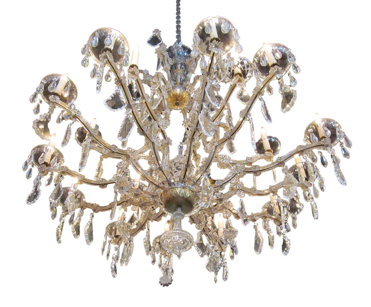 1920s Large-Scale Two-Tier Marie Therese Eighteen-Light Crystal Chandelier 3